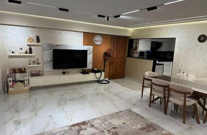 Apartment - 3 Bedrooms - 3 Bathrooms for sale in Al Khamayel city - Sheikh Zayed Compounds - Sheikh Zayed City - Giza