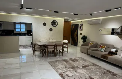 Apartment - 3 Bedrooms - 3 Bathrooms for sale in Al Khamayel city - Sheikh Zayed Compounds - Sheikh Zayed City - Giza