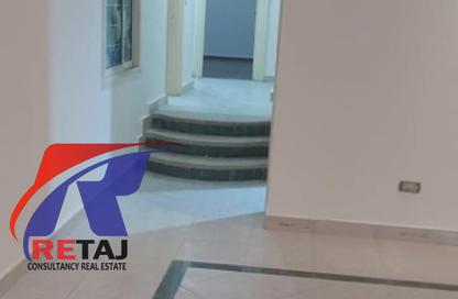 Apartment - 3 Bedrooms - 2 Bathrooms for rent in Atiya Al Sawalhi St. - 8th Zone - Nasr City - Cairo