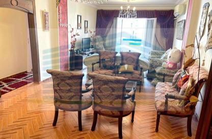 Apartment - 2 Bedrooms - 1 Bathroom for rent in Al Kazino St. - San Stefano - Hay Sharq - Alexandria