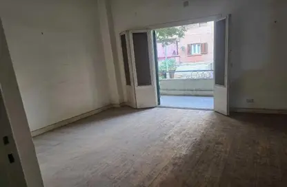 Apartment - 2 Bedrooms - 2 Bathrooms for sale in Abd Al Hameed Soliman St. - Al Agouza - Giza