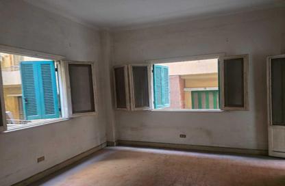 Apartment - 2 Bedrooms - 2 Bathrooms for sale in Abd Al Hameed Soliman St. - Al Agouza - Giza