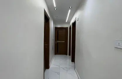 شقة - 3 غرف نوم - 2 حمامات للبيع في البوابة الرابعة - مينا - حدائق الاهرام - الجيزة