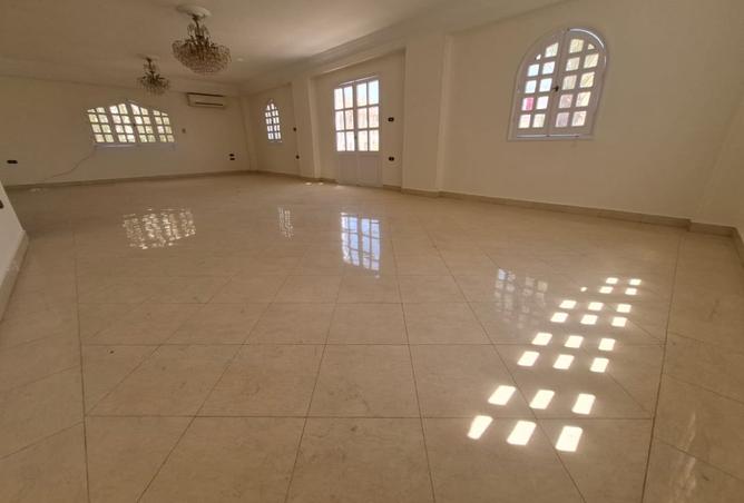 107122277 - Property Image 2