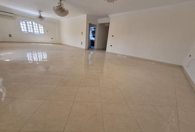 107122277 - Property Image 3