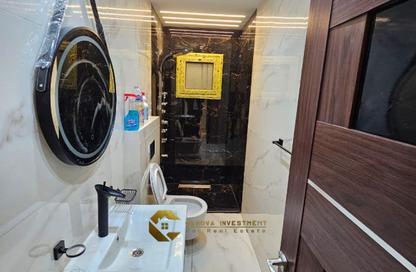 Apartment - 3 Bedrooms - 2 Bathrooms for sale in Al Khamayel city - Sheikh Zayed Compounds - Sheikh Zayed City - Giza
