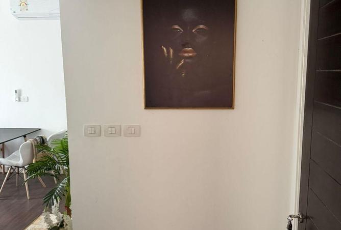 70104224 - Property Image 2