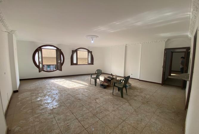 93521212 - الصورة الرئيسية للعقار