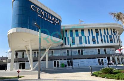 Retail - Studio - 3 Bathrooms for rent in Centrada Plaza - Juhayna Square - 6 October City - Giza