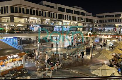 Retail - Studio - 3 Bathrooms for rent in Centrada Plaza - Juhayna Square - 6 October City - Giza