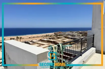 (بنتهاوس  (روف - غرفة نوم - 1 حمام للبيع في ازورا ريزورت - منطقة سهل حشيش - الغردقة - محافظة البحر الاحمر