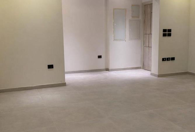 77606231 - Property Image 3