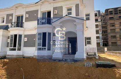 Townhouse - 3 Bedrooms - 3 Bathrooms for sale in Mountain View 1.1 - 5th Settlement Compounds - The 5th Settlement - New Cairo City - Cairo