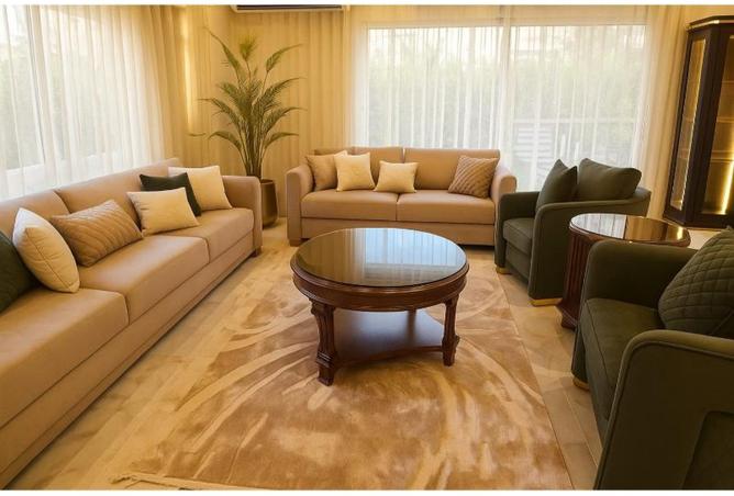 8443301 - Property Image 2