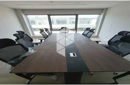 مساحات مكتبية - 5 غرف نوم - 2 حمامات للايجار في يو فينوس - التجمع الاول - مدينة القاهرة الجديدة - القاهرة