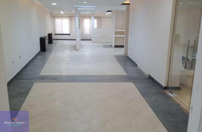Office Space - Studio - 4 for rent in Cornish El Nile St. - Maadi - Hay El Maadi - Cairo