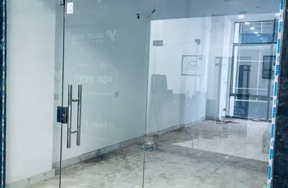 مساحات مكتبية - غرفة نوم للايجار في مون فالي - المستثمرين الجنوبية - مدينة القاهرة الجديدة - القاهرة