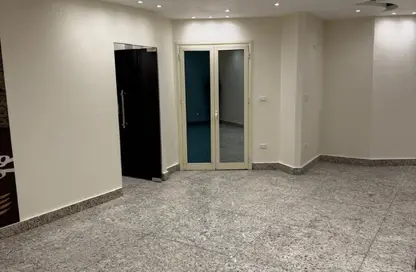 Office Space - 4 Bedrooms - 1 Bathroom for rent in Al Nozha St. - Almazah - Heliopolis - Masr El Gedida - Cairo