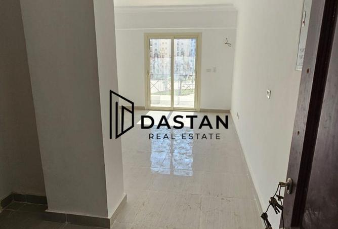 99401909 - Property Image 2