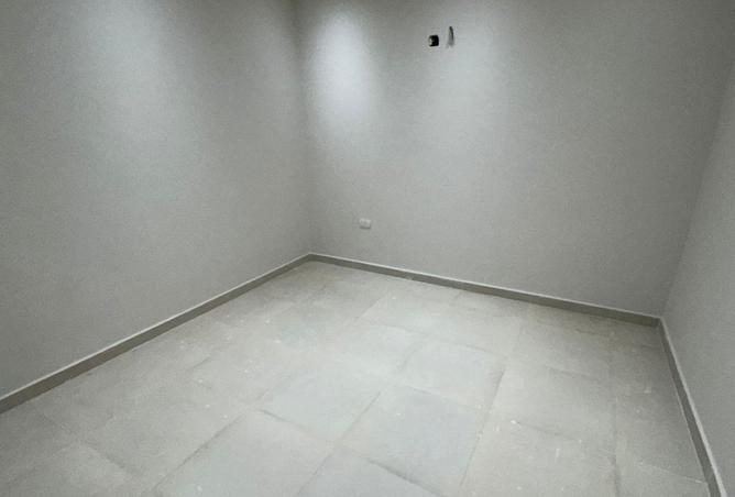 106011033 - Property Image 2