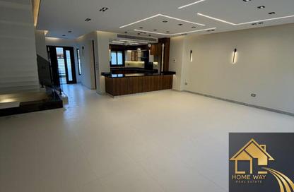 Townhouse - 3 - 3 for rent in Garden Residence - Hyde Park - New Cairo City - Cairo