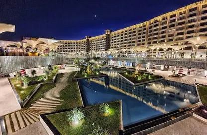 محل تجاري - استوديو - 2 حمامات للايجار في شارع ال ٩٠ الجنوبي - شارع التسعين الجنوبي - التجمع الخامس - مدينة القاهرة الجديدة - القاهرة