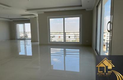 Apartment - 3 Bedrooms - 3 Bathrooms for rent in Hyde Park Central - The 6th Settlement - New Cairo City - Cairo