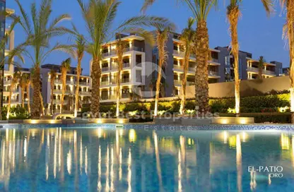 شقة - 2 غرف نوم - 2 حمامات للبيع في الباتيو سولا - الباتيو - كمبوندات الشروق - مدينة الشروق - القاهرة