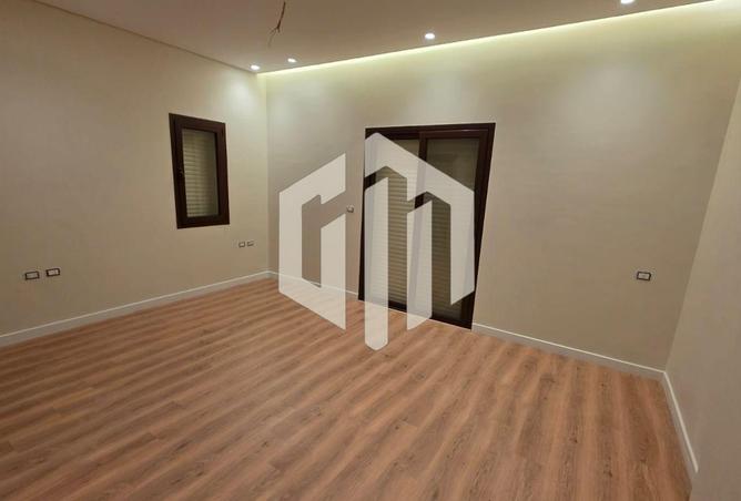 63880422 - Property Image 2