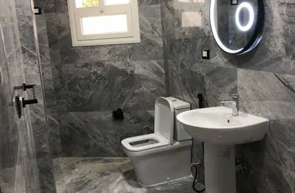 فيلا - 4 غرف نوم - 5 حمامات للبيع في كمبوندات الشروق - مدينة الشروق - القاهرة