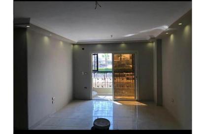 Apartment - 2 Bedrooms - 1 Bathroom for rent in Zahraa El Maadi - Hay El Maadi - Cairo