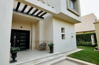 فيلا - 6 غرف نوم - 7 حمامات للبيع في ذا 8 - مدينة زايد الجديدة - الشيخ زايد - الجيزة فيلا - 6 غرف نوم - 7 حمامات للبيع في ذا 8 - مدينة زايد الجديدة - الشيخ زايد - الجيزة