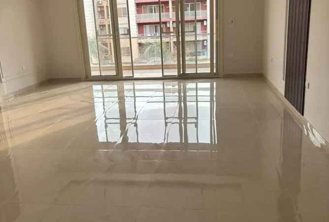 121655826 - Property Image 3