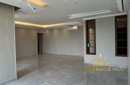 Apartment - 3 - 4 for rent in Eastown - 5th Settlement Compounds - The 5th Settlement - New Cairo City - Cairo