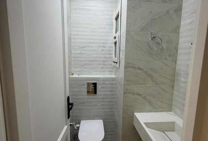 98546251 - Property Image 2