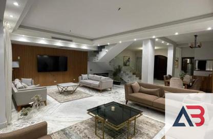 Villa - 5 - 5 for rent in Garden Residence - Hyde Park - New Cairo City - Cairo
