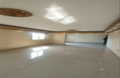 Apartment - 3 Bedrooms - 3 Bathrooms for rent in 1st Zone - Nasr City - Cairo