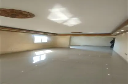 شقة - 3 غرف نوم - 3 حمامات للايجار في المنطقة الأولى - مدينة نصر - القاهرة