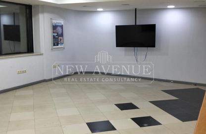 Office Space - Studio - 1 Bathroom for rent in Souk Zahraa Al Maadi St. - Zahraa El Maadi - Hay El Maadi - Cairo