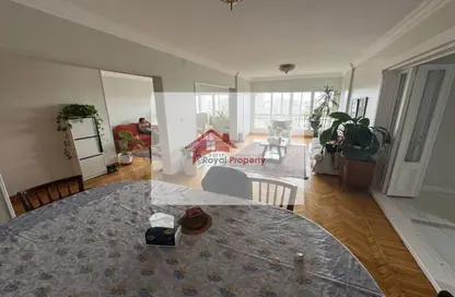 شقة - 3 غرف نوم - 3 حمامات للايجار في شارع احمد حشمت - الزمالك - القاهرة شقة - 3 غرف نوم - 3 حمامات للايجار في شارع احمد حشمت - الزمالك - القاهرة