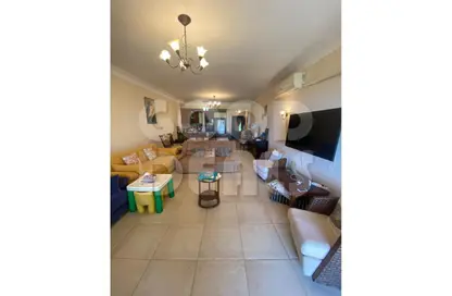 شقة - 2 غرف نوم - 2 حمامات للبيع في لافيستا - العين السخنة - السويس