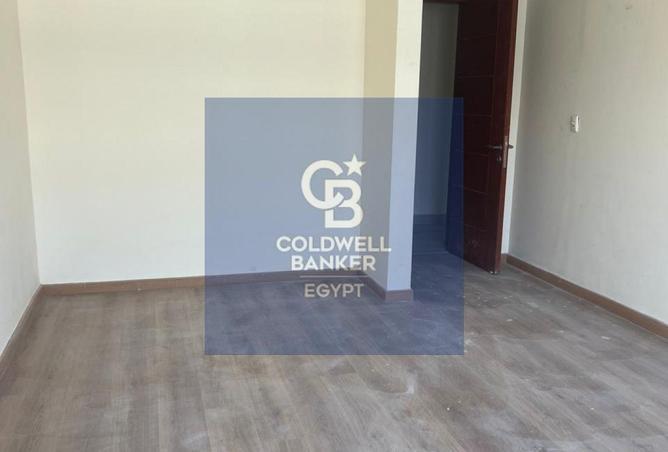 98828061 - Property Image 2