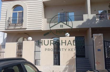 Apartment - 2 Bedrooms - 2 Bathrooms for sale in Magawish Resort - Hurghada Resorts - Hurghada - Red Sea