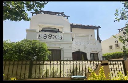 Villa - 6 Bedrooms - 5 Bathrooms for sale in Hyde Park - New Cairo City - Cairo