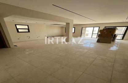 Penthouse - 4 Bedrooms - 4 Bathrooms for sale in Eastown - 5th Settlement Compounds - The 5th Settlement - New Cairo City - Cairo