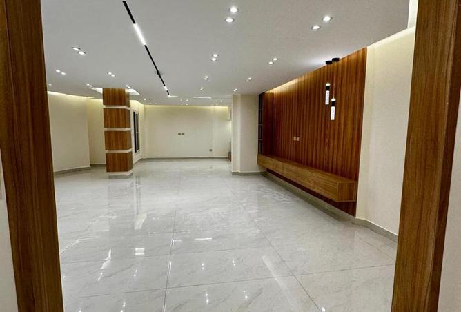 72717543 - الصورة الرئيسية للعقار