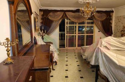 شقة - 3 غرف نوم - 2 حمامات للبيع في محرم بك - حي وسط - الاسكندرية
