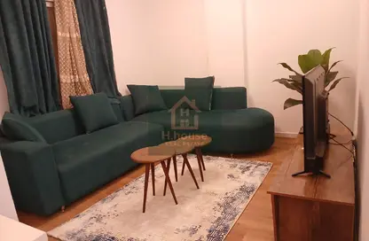 Apartment - 2 Bedrooms - 1 Bathroom for rent in Youssef Al Sebaey St. - Rehab City First Phase - Al Rehab - New Cairo City - Cairo
