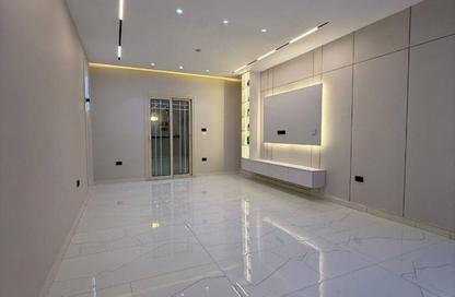 Apartment - 2 Bedrooms - 2 Bathrooms for sale in Gate 4 - Mena - Hadayek El Ahram - Giza