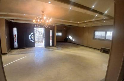 Villa - 7+ Bedrooms - 7+ Bathrooms for rent in East The Academy - New Cairo City - Cairo